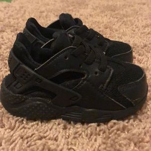 Black toddler huaraches